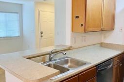 276 Alexandra Drive photo 4