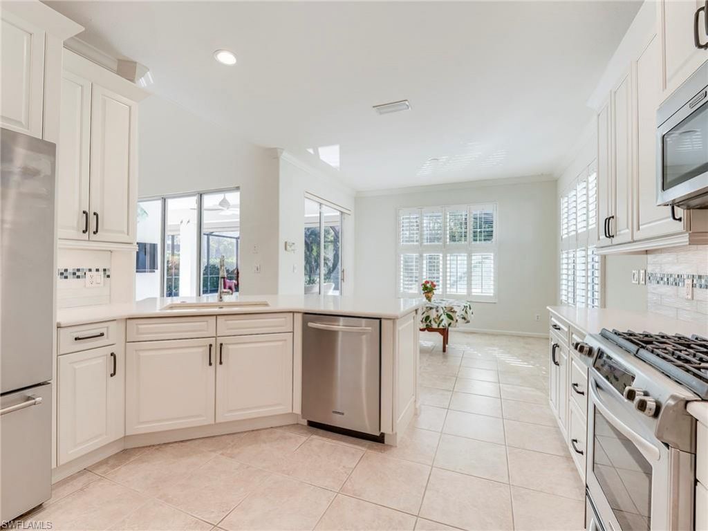 9077 Falling Leaf Dr, Estero, FL 34135 Photo