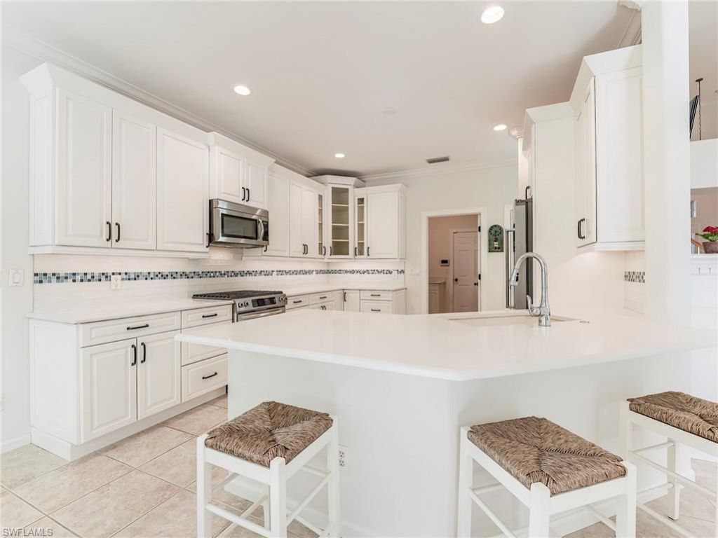 9077 Falling Leaf Dr, Estero, FL 34135 Photo