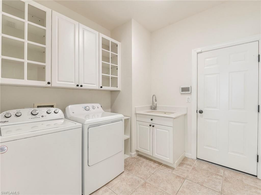 9077 Falling Leaf Dr, Estero, FL 34135 Photo