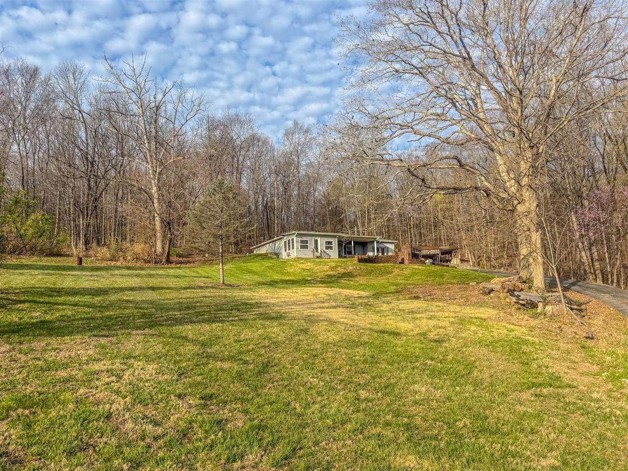3425 Glen Lily Road, Bowling Green, KY 42101 Main Photo