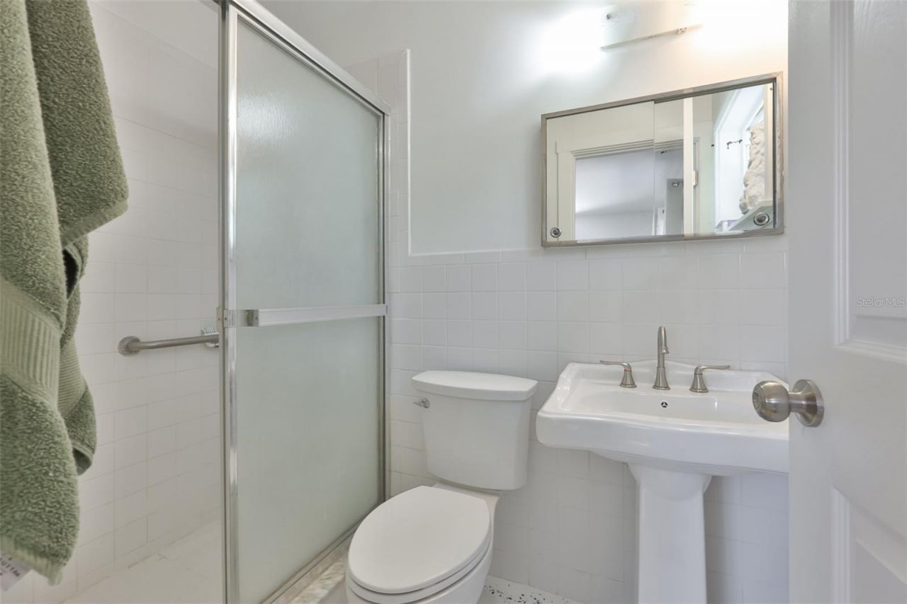 1667 N Dakota Avenue Ne, Saint Petersburg, FL 33703 Photo