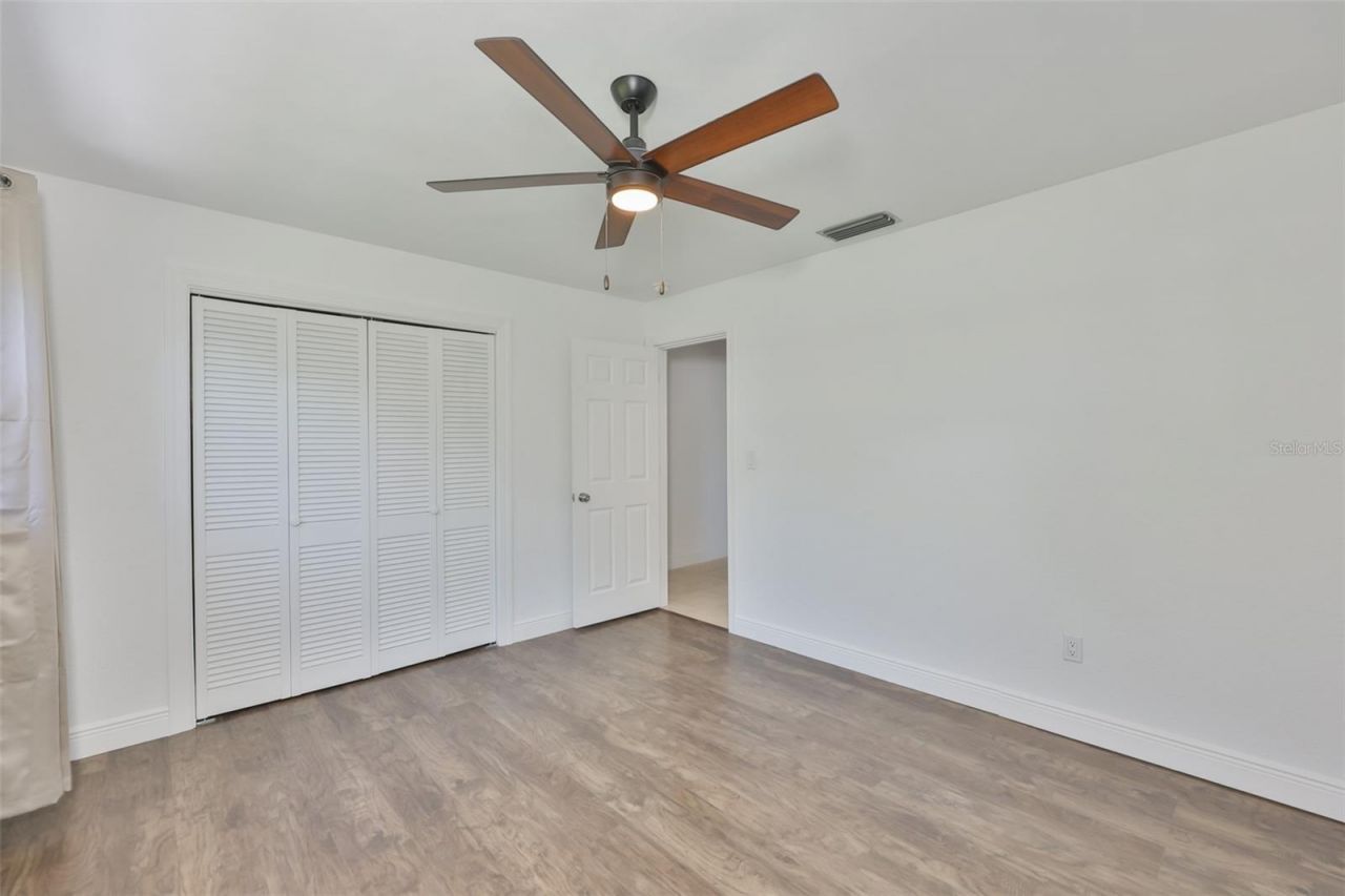 1667 N Dakota Avenue Ne, Saint Petersburg, FL 33703 Photo