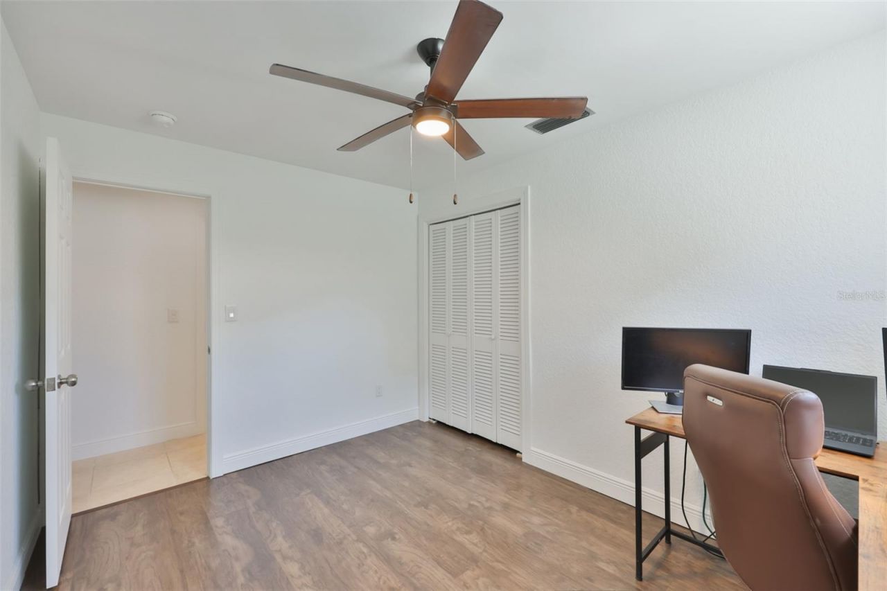 1667 N Dakota Avenue Ne, Saint Petersburg, FL 33703 Photo