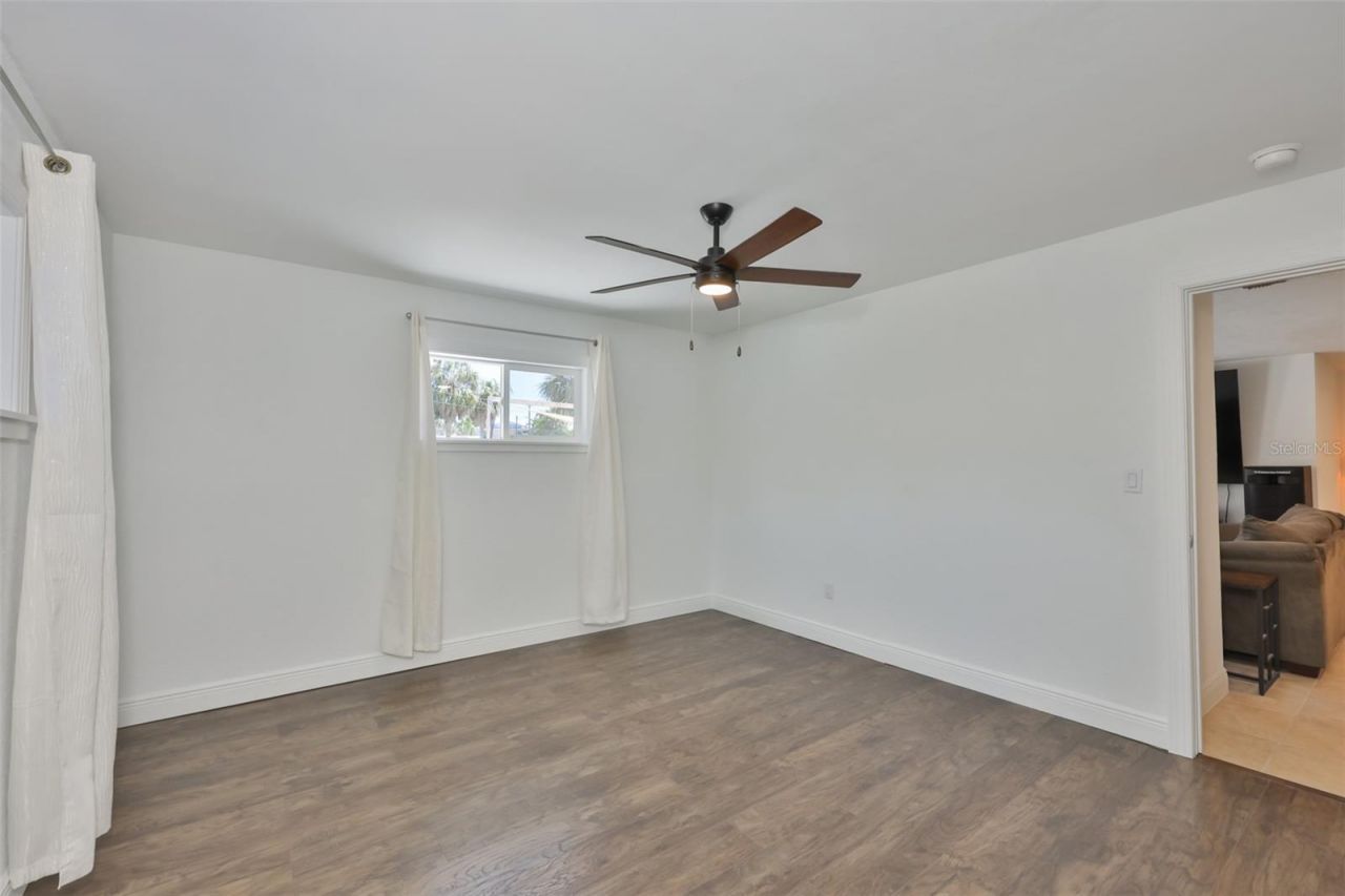 1667 N Dakota Avenue Ne, Saint Petersburg, FL 33703 Photo