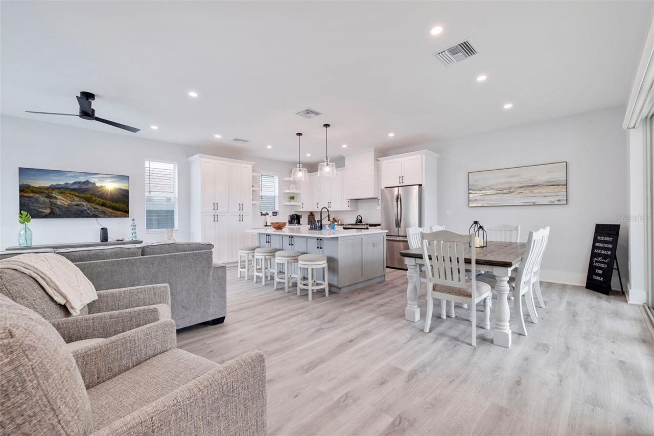 1800 Gulf Boulevard, Unit 1, Indian Rocks Beach, FL 33785 Photo