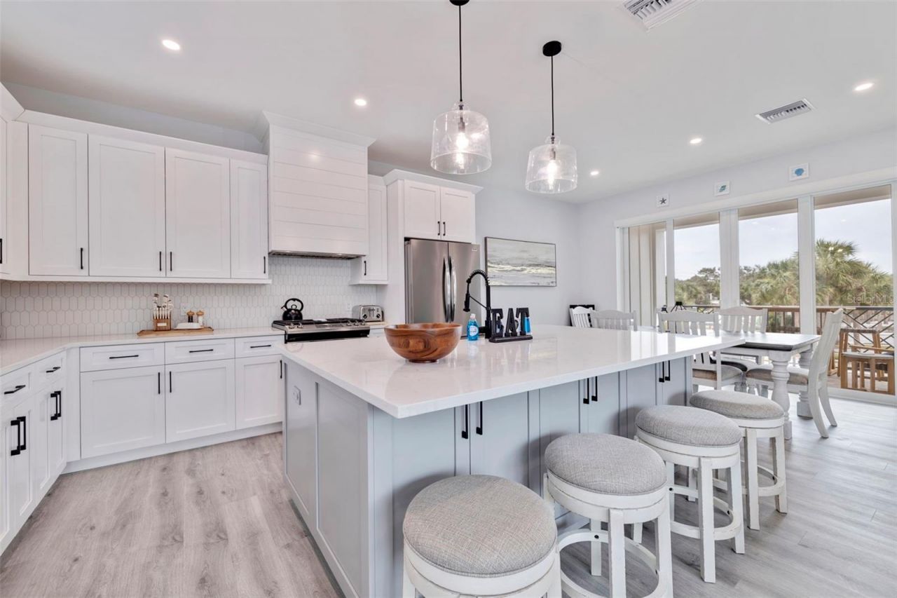 1800 Gulf Boulevard, Unit 1, Indian Rocks Beach, FL 33785 Photo