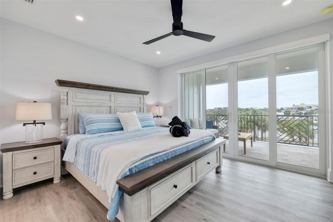 1800 Gulf Boulevard, Unit 1, Indian Rocks Beach, FL 33785 Photo