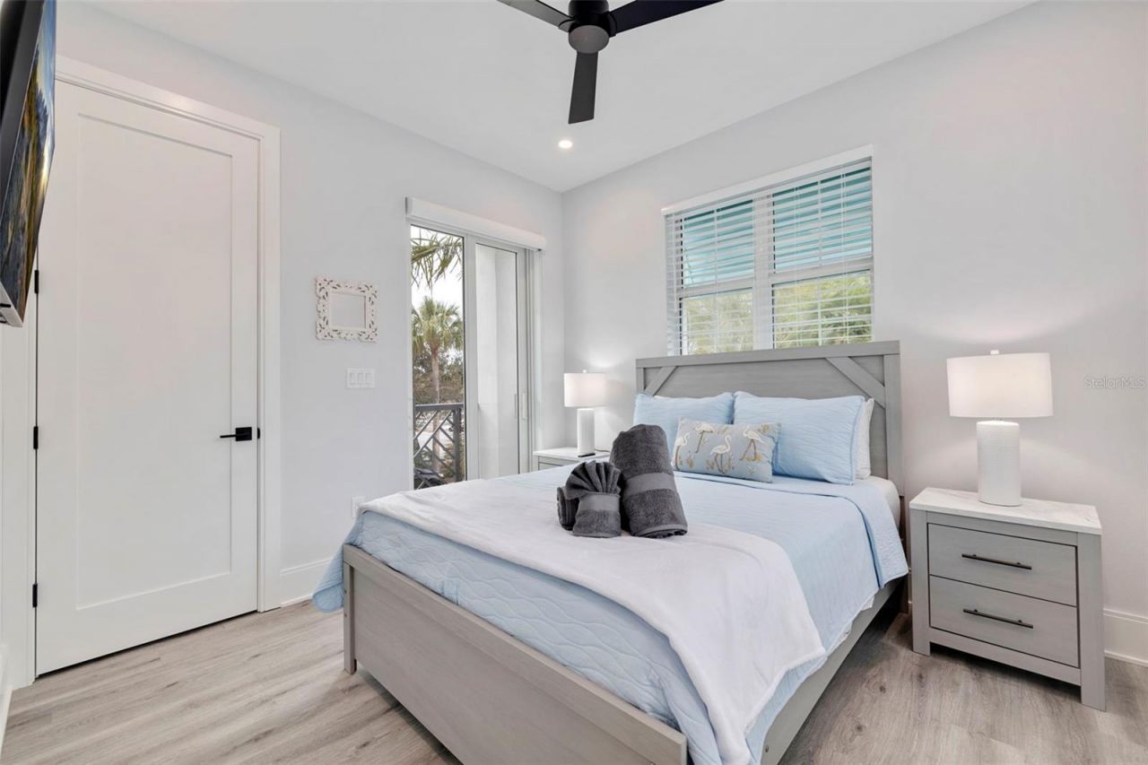 1800 Gulf Boulevard, Unit 1, Indian Rocks Beach, FL 33785 Photo