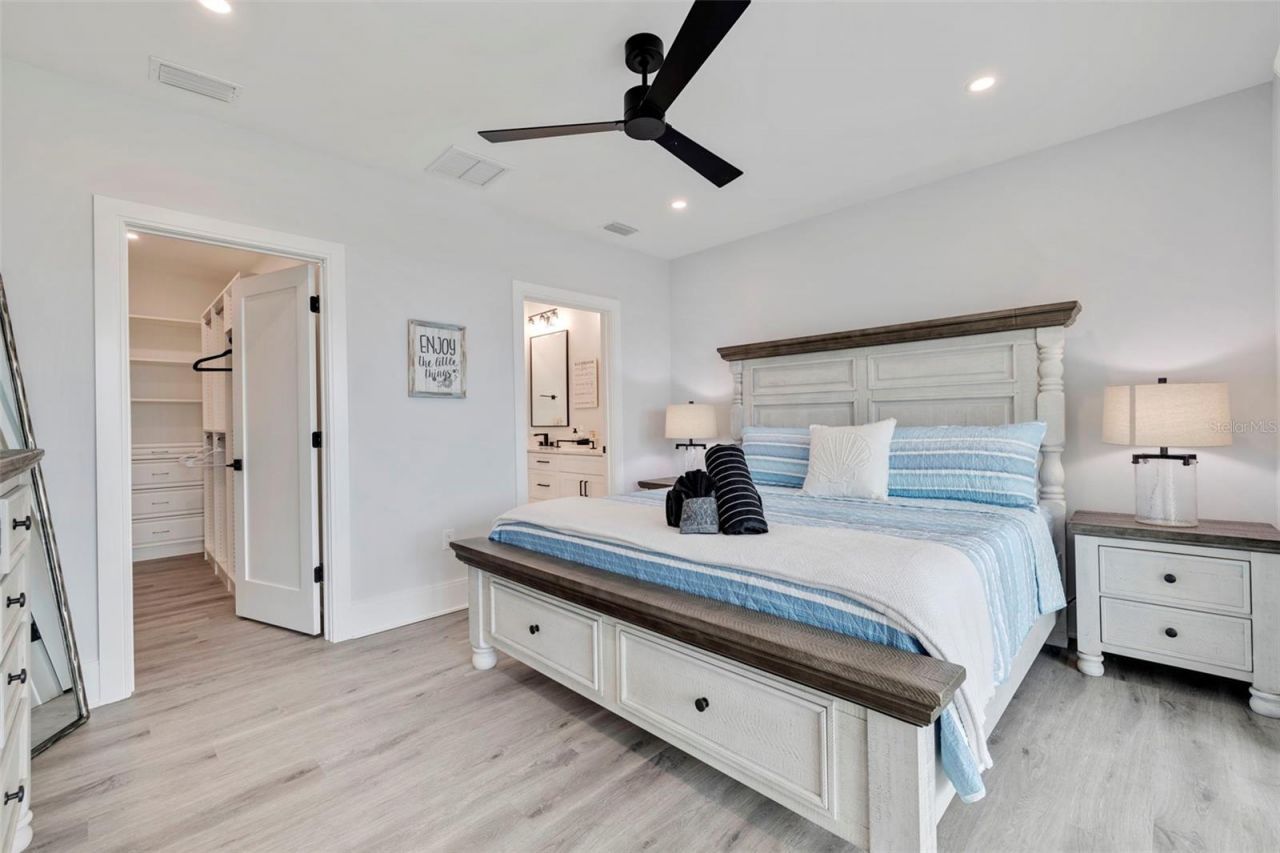 1800 Gulf Boulevard, Unit 1, Indian Rocks Beach, FL 33785 Photo