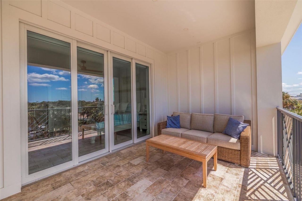 1800 Gulf Boulevard, Unit 1, Indian Rocks Beach, FL 33785 Photo