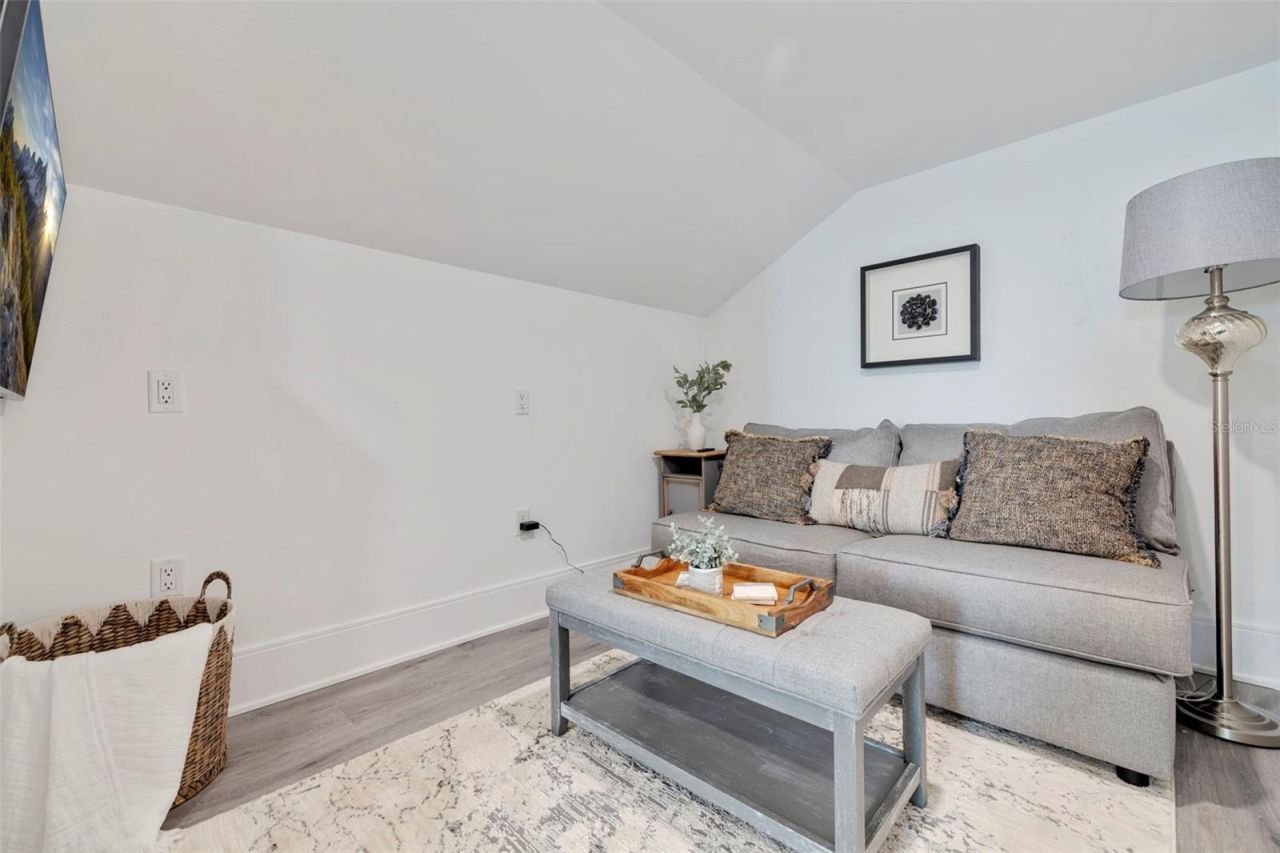 1800 Gulf Boulevard, Unit 1, Indian Rocks Beach, FL 33785 Photo