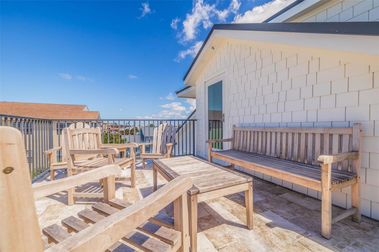 1800 Gulf Boulevard, Unit 1, Indian Rocks Beach, FL 33785 Photo