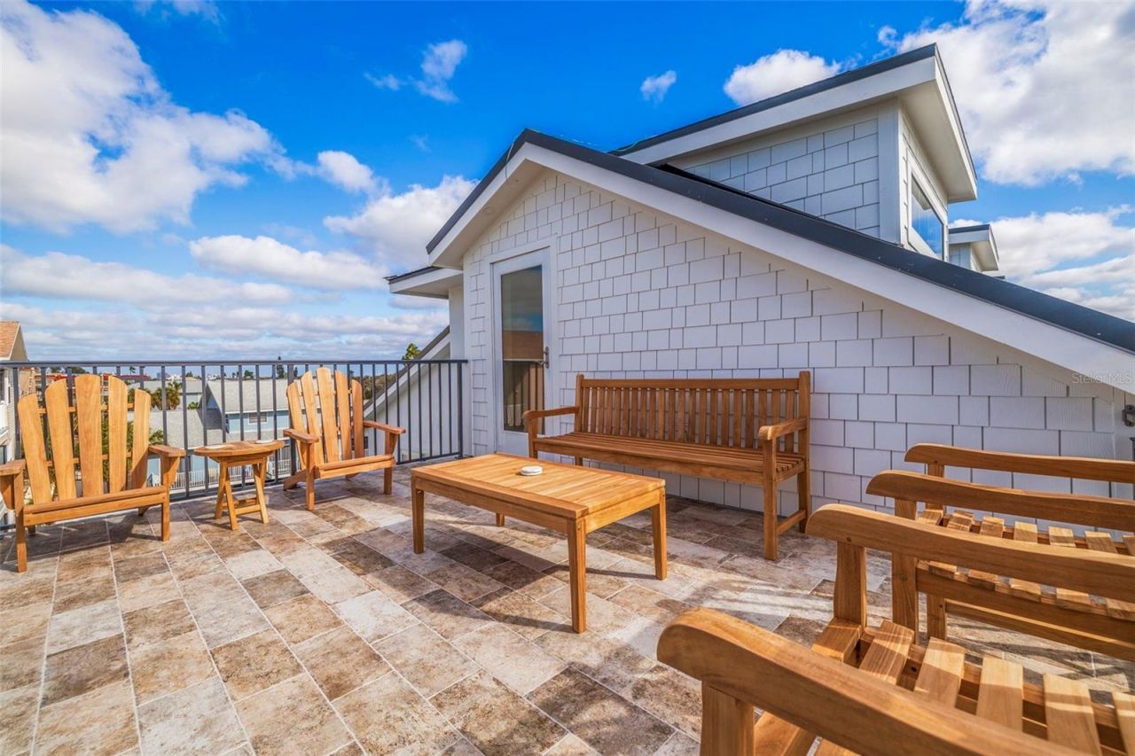 1800 Gulf Boulevard, Unit 1, Indian Rocks Beach, FL 33785 Photo