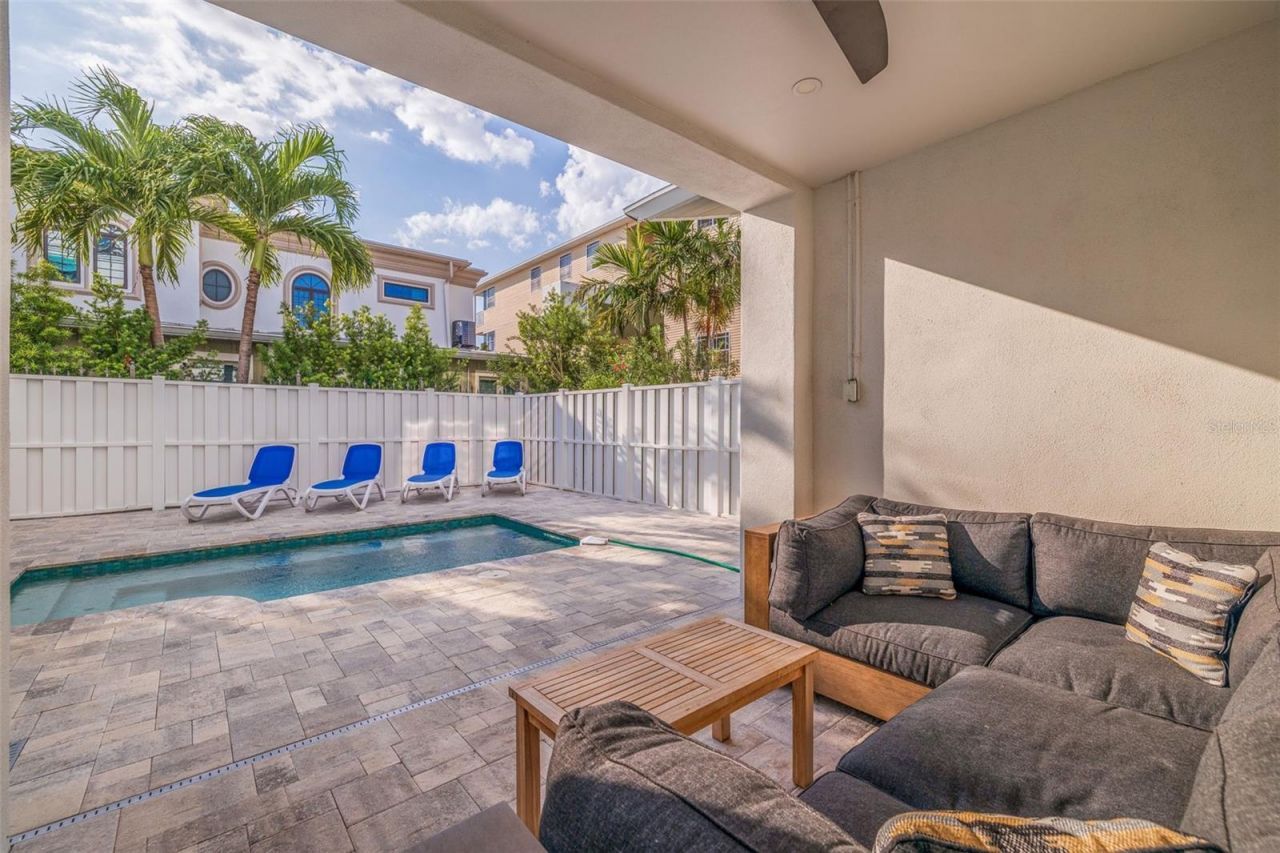 1800 Gulf Boulevard, Unit 1, Indian Rocks Beach, FL 33785 Photo