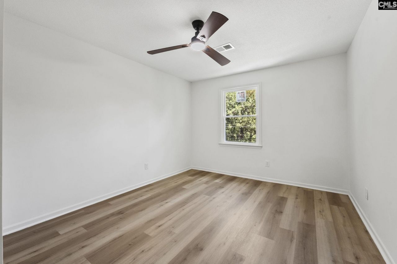 104 Dogwood Avenue Photo 23