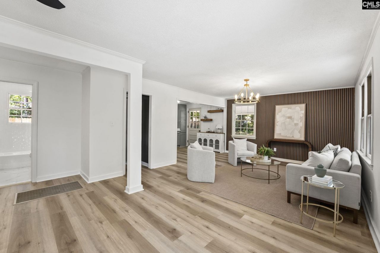 104 Dogwood Avenue Photo 3