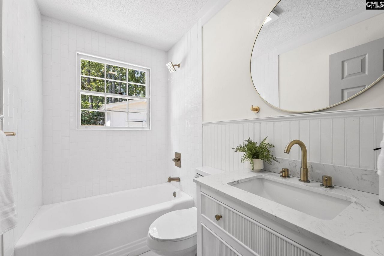 104 Dogwood Avenue Photo 9