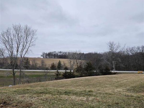 1817 N 6th ave, Wellman, IA 52356