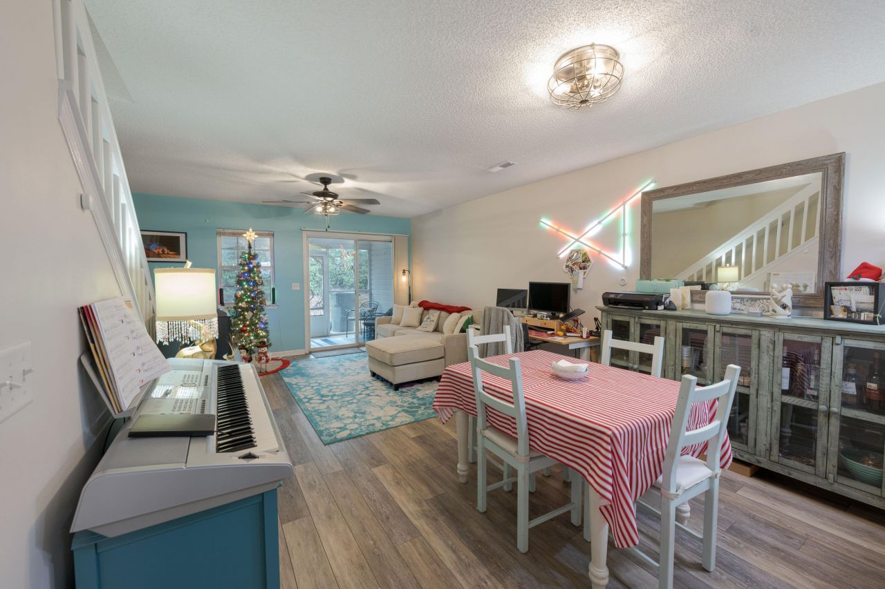 141 Brockman Way Photo 13