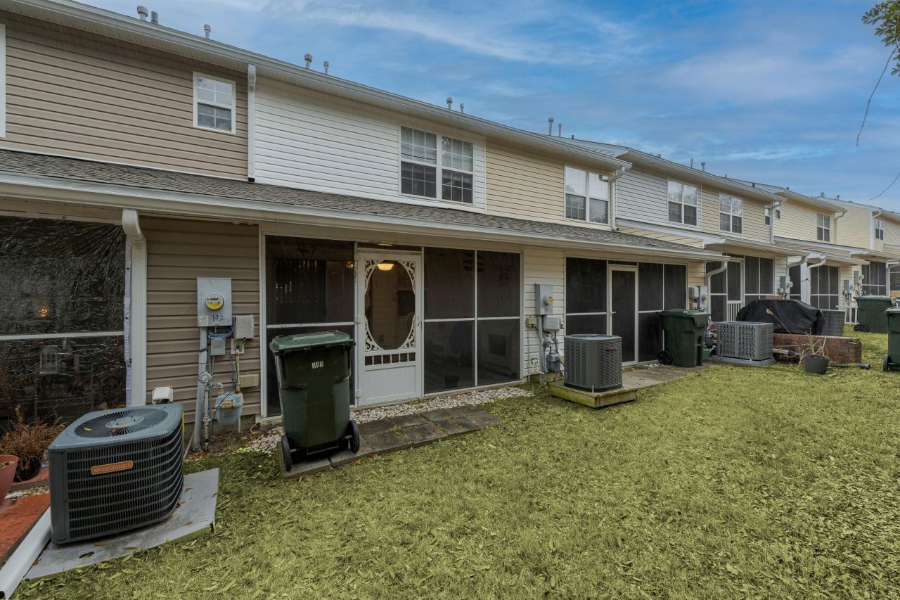 141 Brockman Way Photo 28