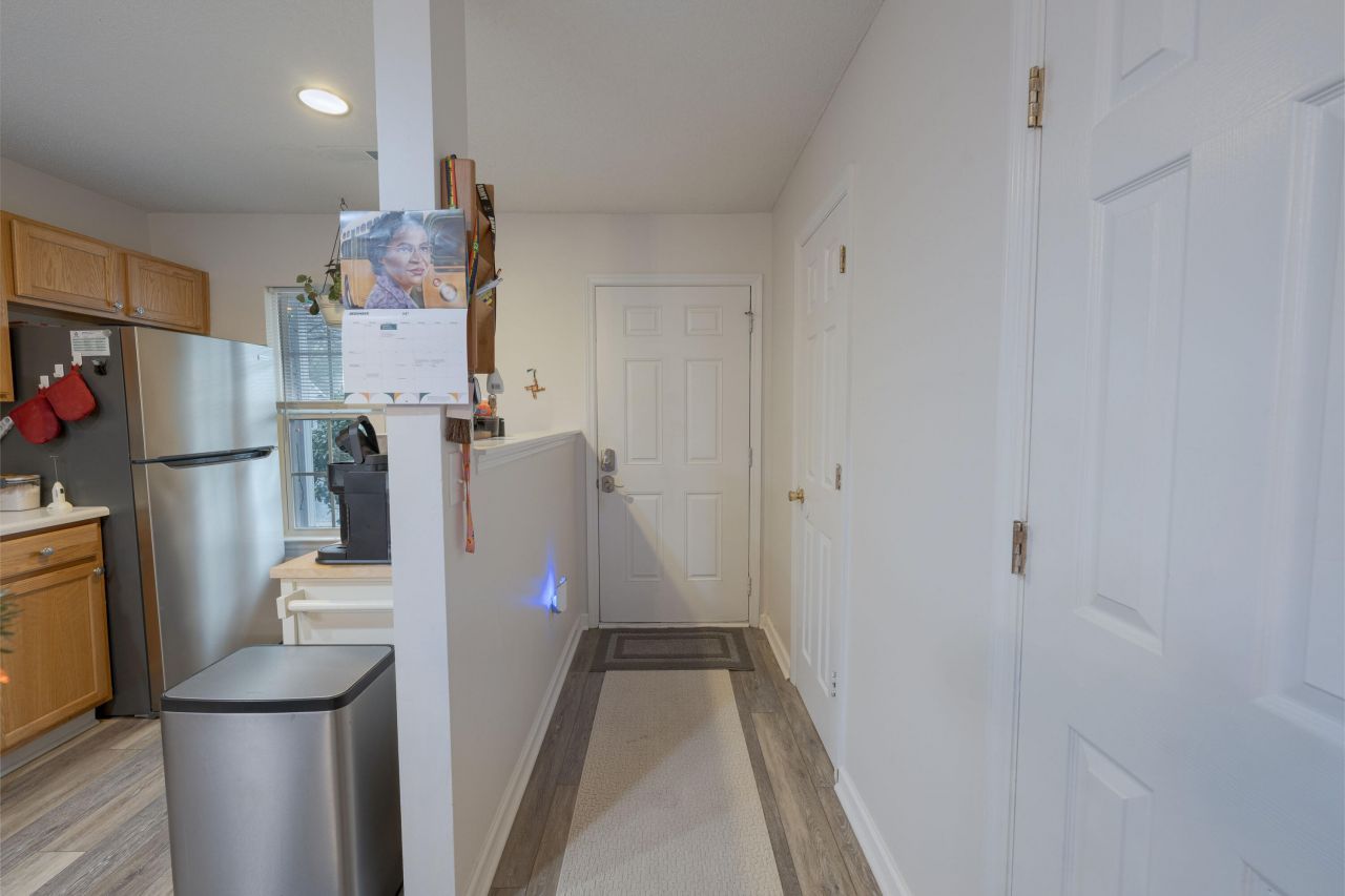 141 Brockman Way Photo 8