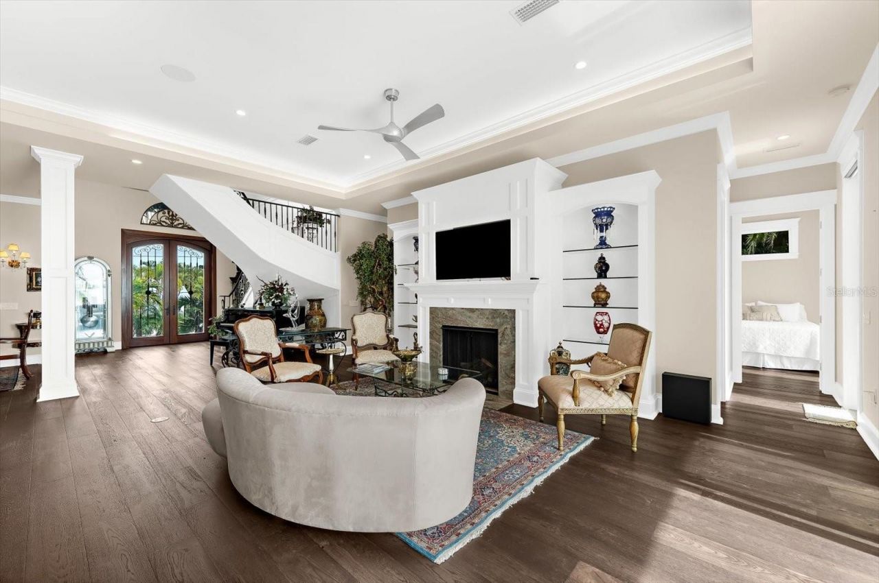 511 Bayview Drive, Holmes Beach, FL 34217 Photo