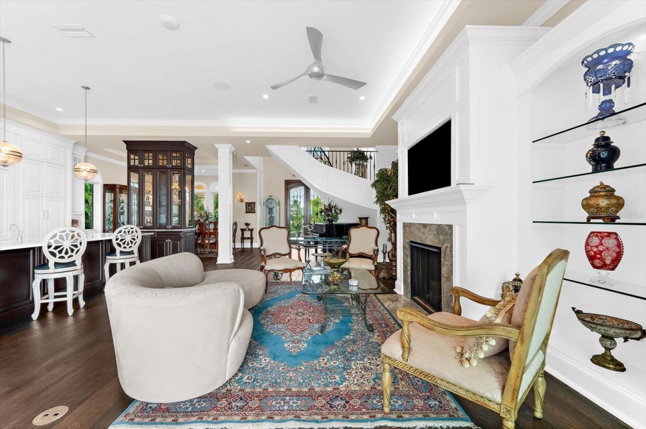 511 Bayview Drive, Holmes Beach, FL 34217 Photo