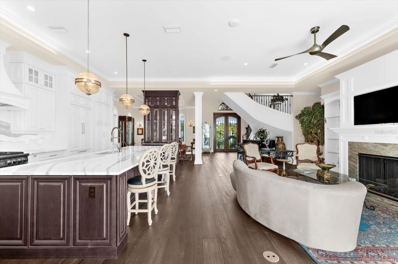 511 Bayview Drive, Holmes Beach, FL 34217 Photo