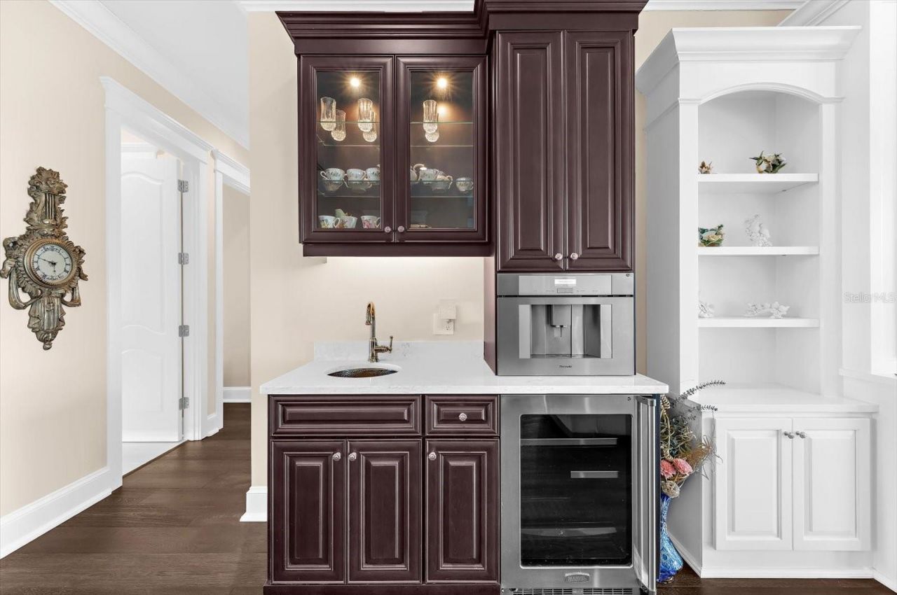 511 Bayview Drive, Holmes Beach, FL 34217 Photo