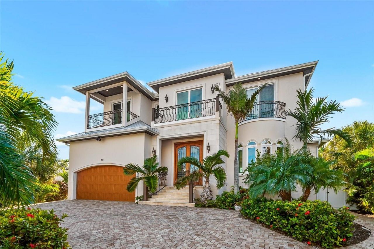 511 Bayview Drive, Holmes Beach, FL 34217 Photo