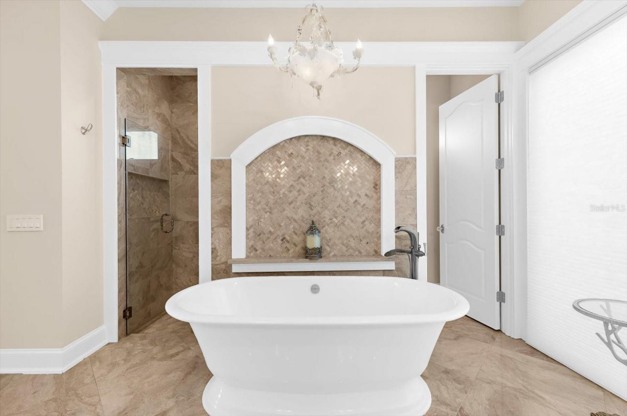 511 Bayview Drive, Holmes Beach, FL 34217 Photo