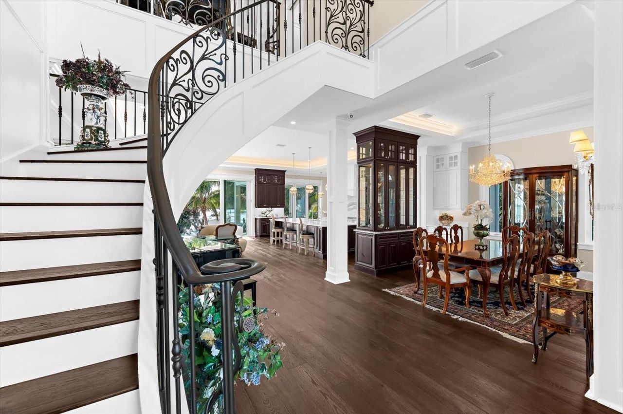 511 Bayview Drive, Holmes Beach, FL 34217 Photo