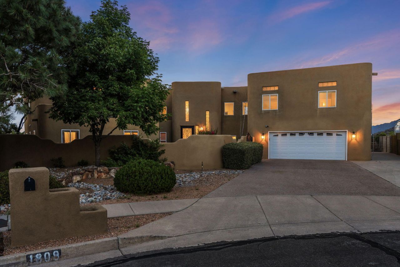 1809 Archuleta Drive Ne, Albuquerque, NM 87112 Main Photo