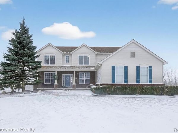 547 Brooks Court, Oxford Vlg, MI 48371