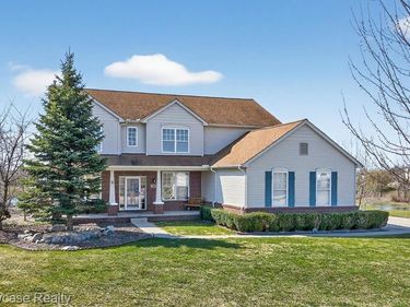 547 Brooks Court, Oxford Vlg, MI 48371
