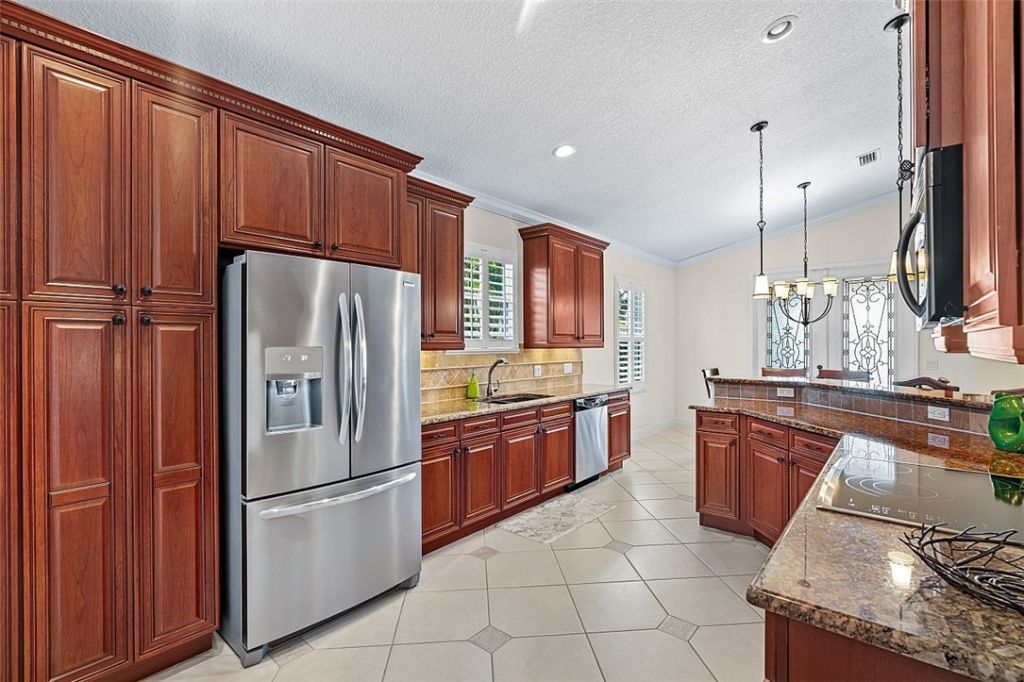 567 Gossamer Wing Way, Sebastian, FL 32958 Photo