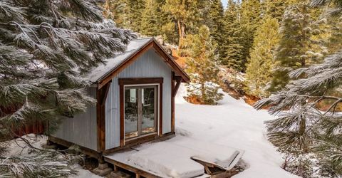 11392 Lockwood Drive, Truckee, CA 96161 Photo
