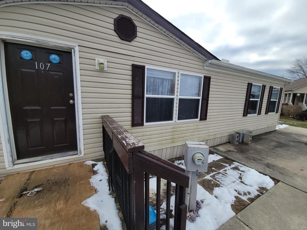 107 Oak Knoll Estate, Elizabethtown, PA 17022 Main Photo