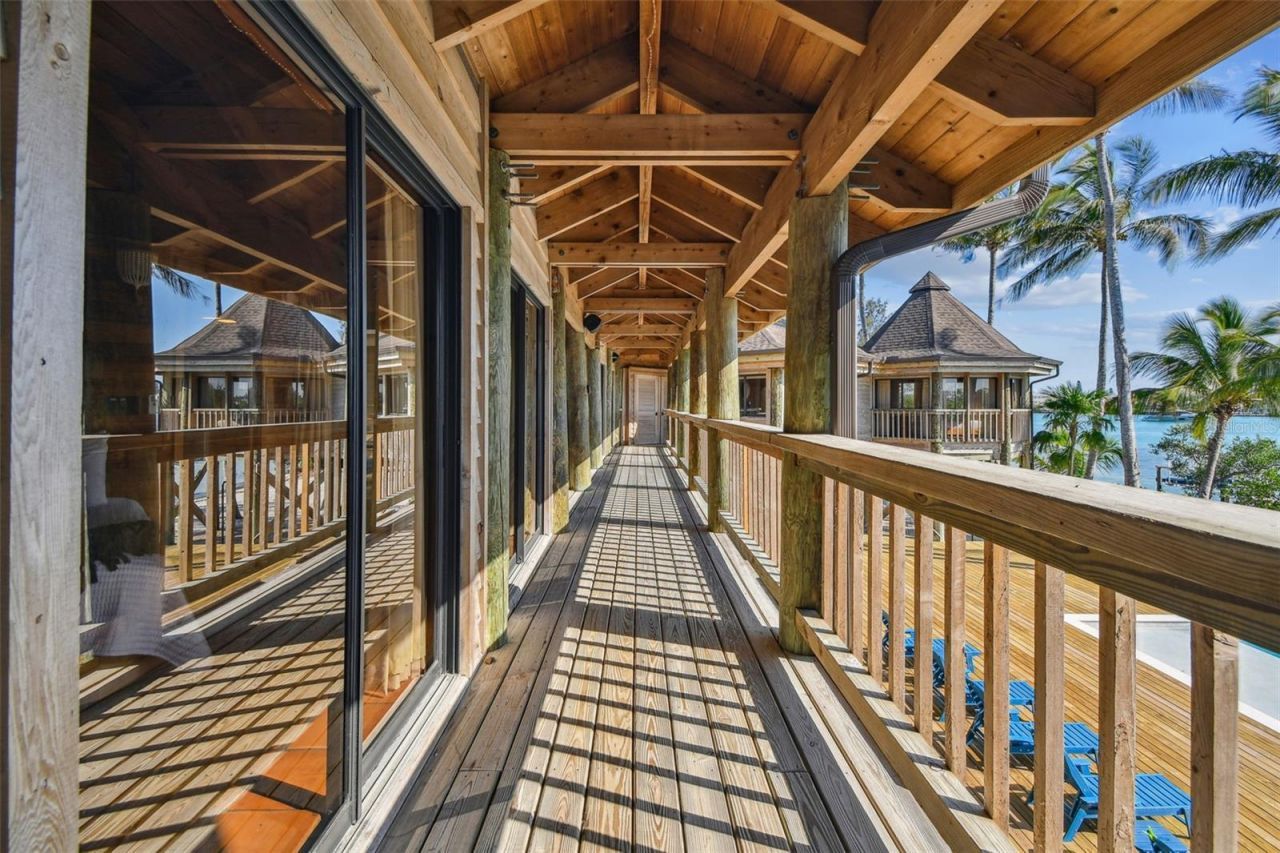 7147 La Lenaire Drive, Longboat Key, FL 34228 Photo