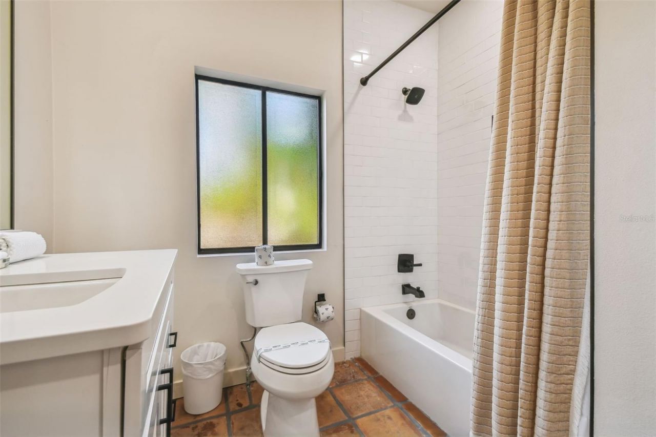 7147 La Lenaire Drive, Longboat Key, FL 34228 Photo