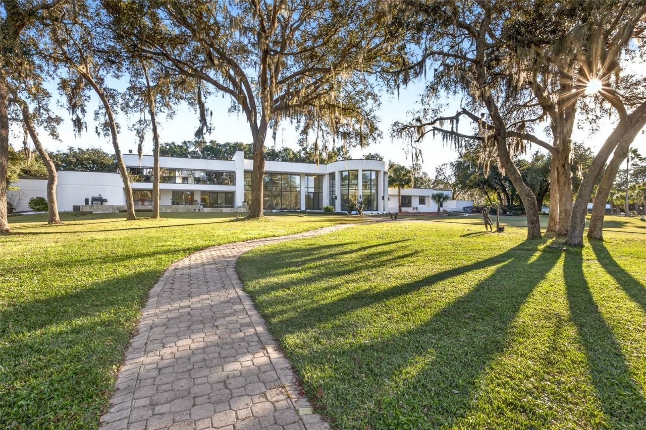 812 Sweetwater Club Boulevard, Longwood, FL 32779 Photo
