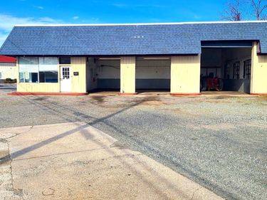 804 S CHURCH LN, TAPPAHANNOCK, VA 22560