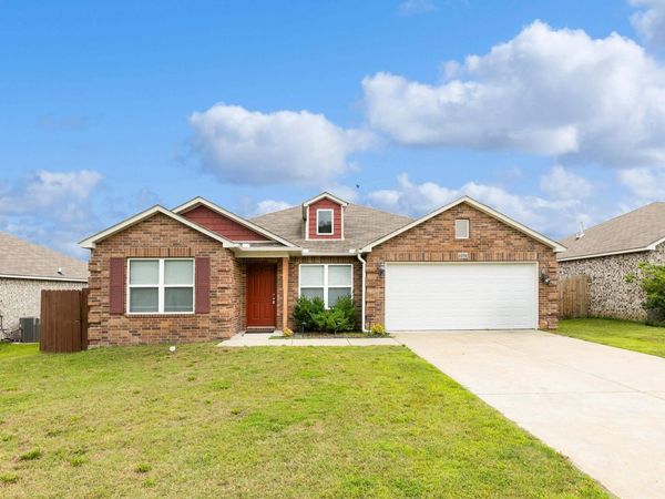 6096 Saddle Hill Drive, Alexander, AR 72002