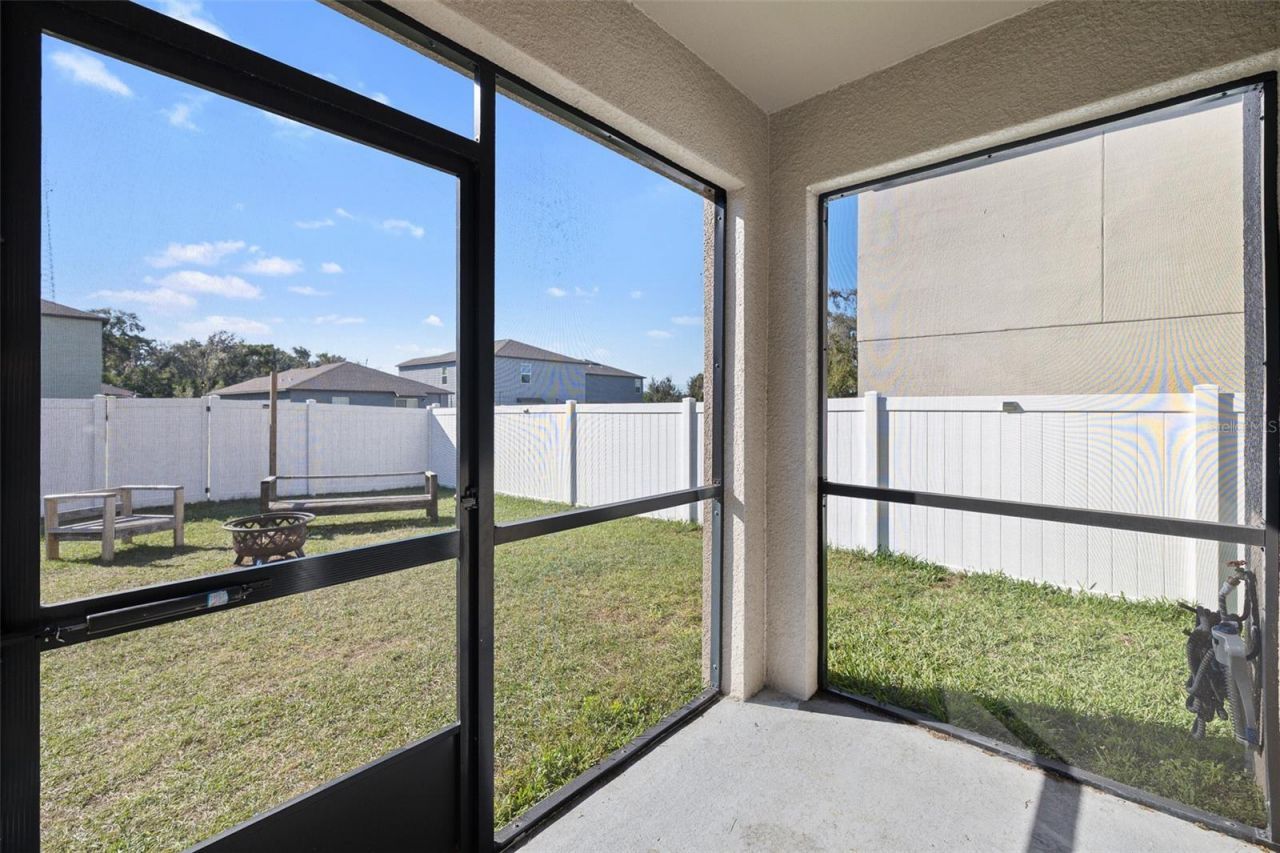 36412 Garden Wall Way, Zephyrhills, FL 33541 Photo