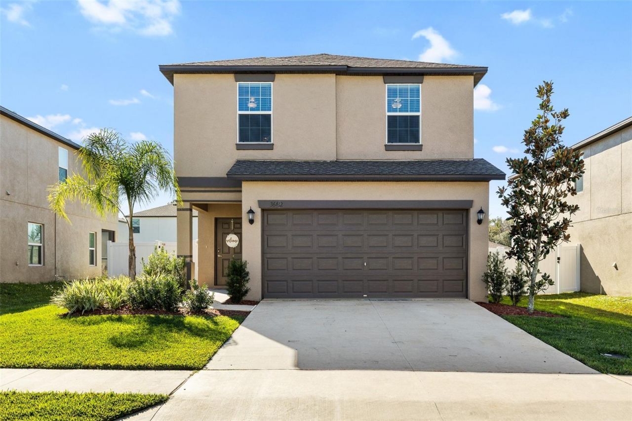 36412 Garden Wall Way, Zephyrhills, FL 33541 Photo