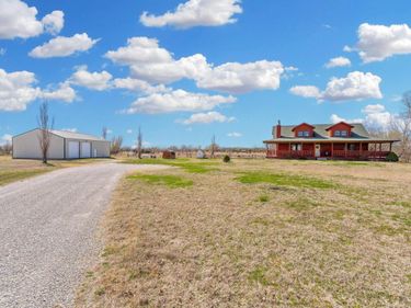 9801 S 103rd St W, Clearwater, KS 67026