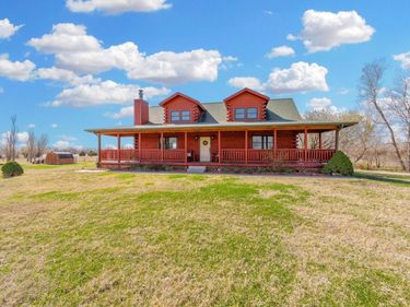 9801 S 103rd St W, Clearwater, KS 67026