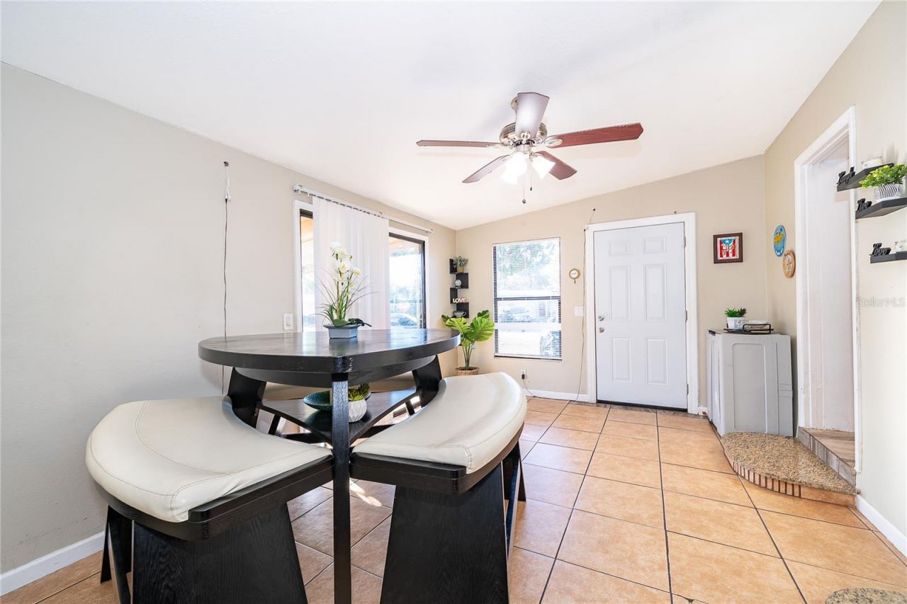 944 Halstead Street, Deltona, FL 32725 Photo