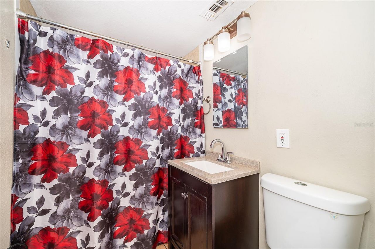 944 Halstead Street, Deltona, FL 32725 Photo